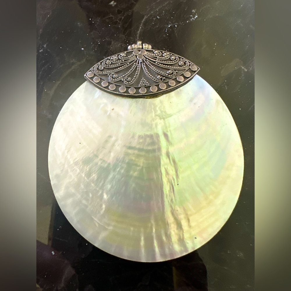 Beautiful Sterling Silver VTG Pendant Abalone Capiz Shell